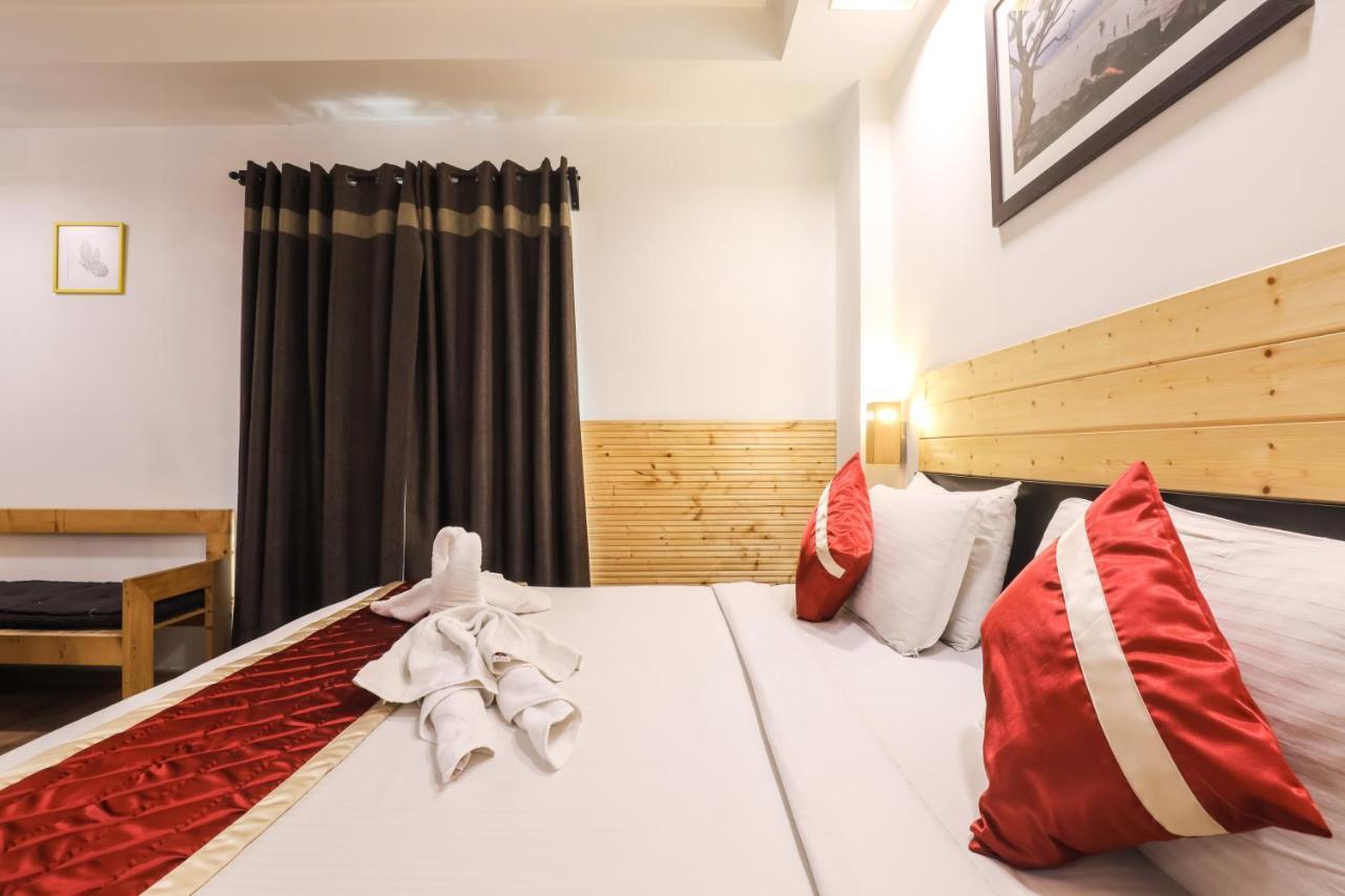 Hotel Siesta Basil - Okhla à New Delhi Extérieur photo