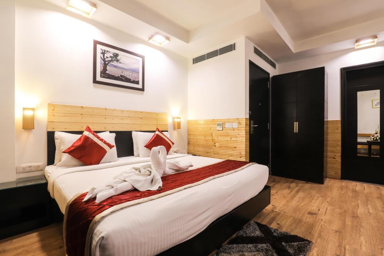 Hotel Siesta Basil - Okhla à New Delhi Extérieur photo